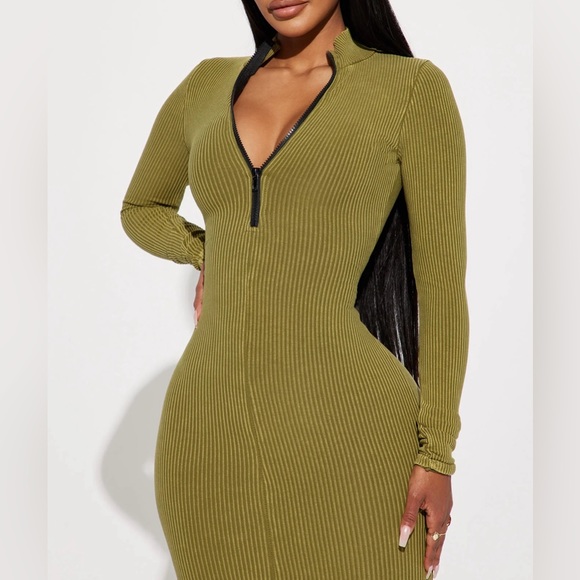 Mineral Wash Midi Dress -Green - Picture 2 of 3